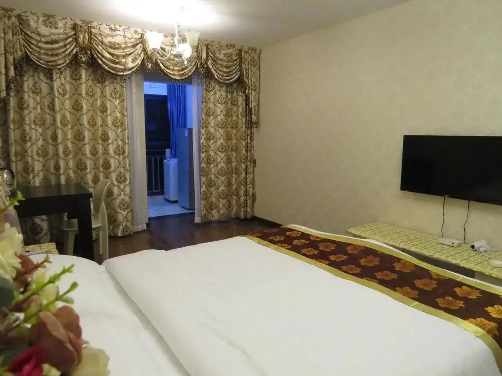 Чунцин: River Bank Courtyard Theme Apartment- Chongqing