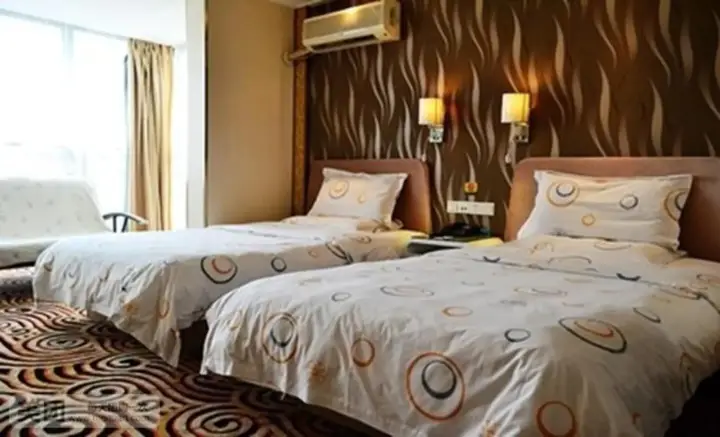 Ухань: Yangzte River Hotel Hanzhengjie