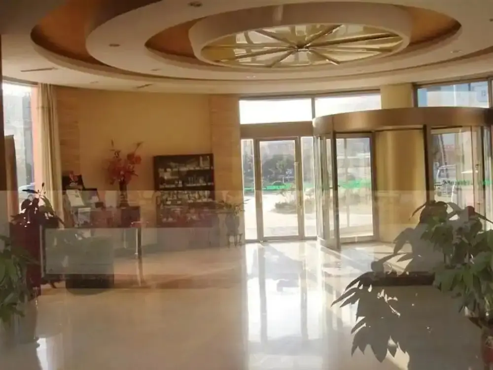 Линьи: GreenTree Inn Linyi Bus Station