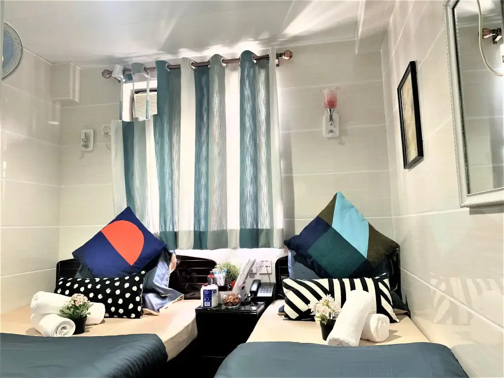 Гонконг: Super Guest House