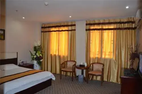 Шиянь: Wudangshan Yinjie Holiday Inn