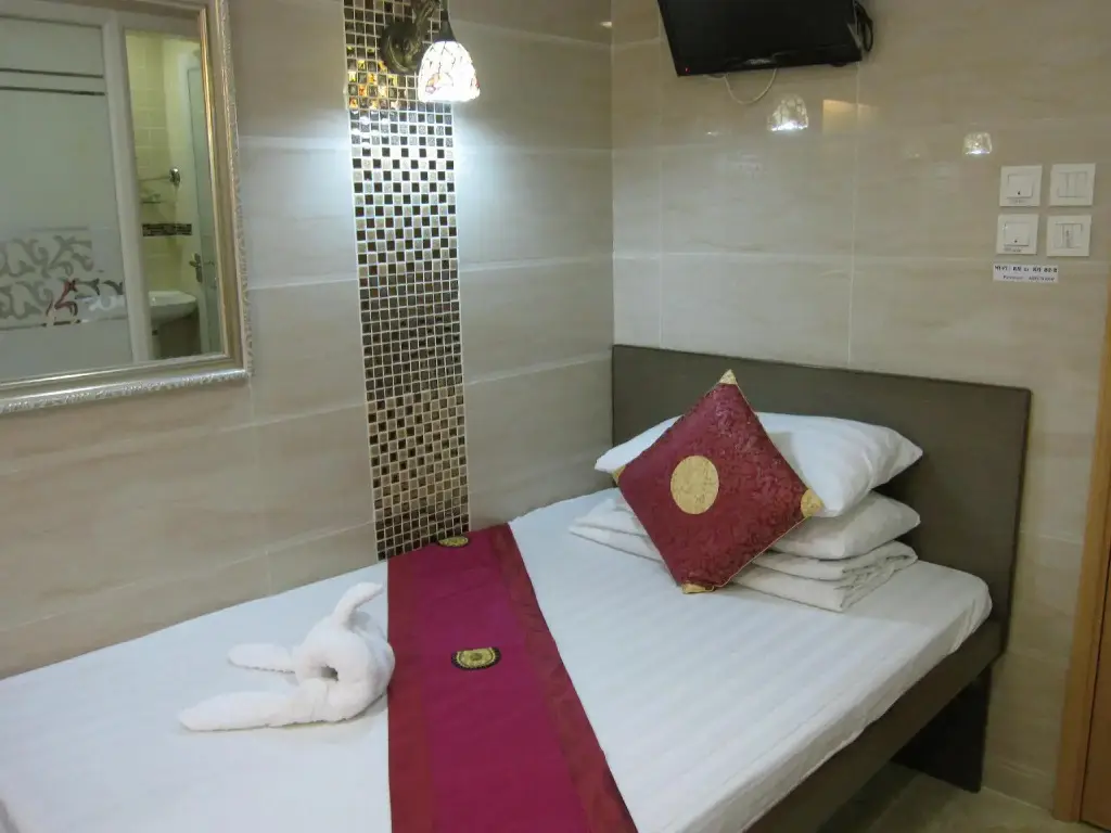 Гонконг: May Fair Guest House
