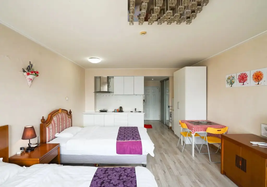 Пекин: Beijing Yujia Apartment