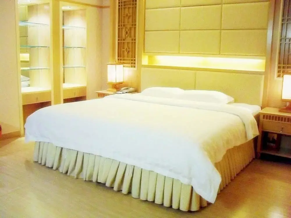 Дунгуань: Easton Hotel