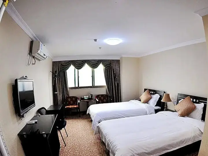 Чунцин: Huasheng Business Hotel