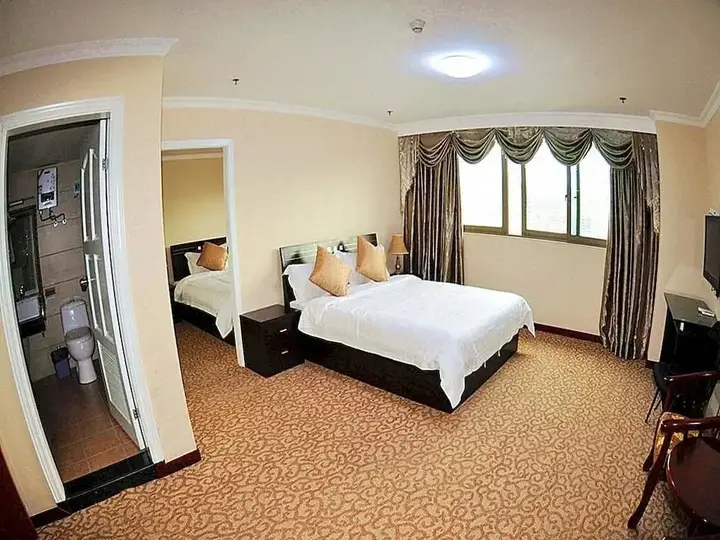 Чунцин: Huasheng Business Hotel