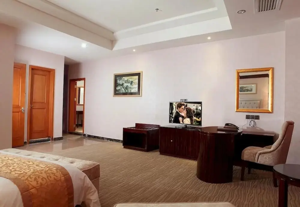 Дунгуань: Jindun International Holidy Hotel