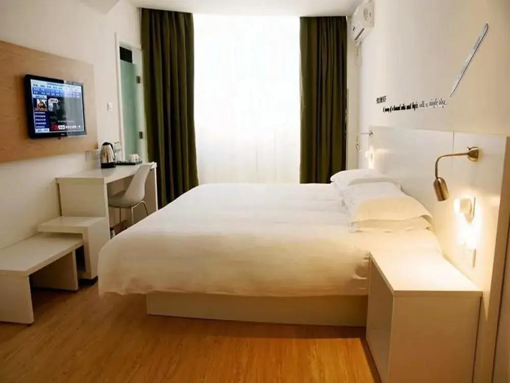 Нинбо: Motel 168 Ninghai Passenger Terminal Branch
