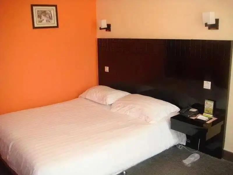 Шанхай: Motel 168 Aomen