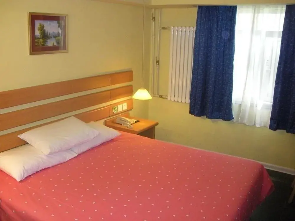Цзинань: Homeinn Business Hotel (Jinan Red Star Macalline Lishan Road Subway Station)