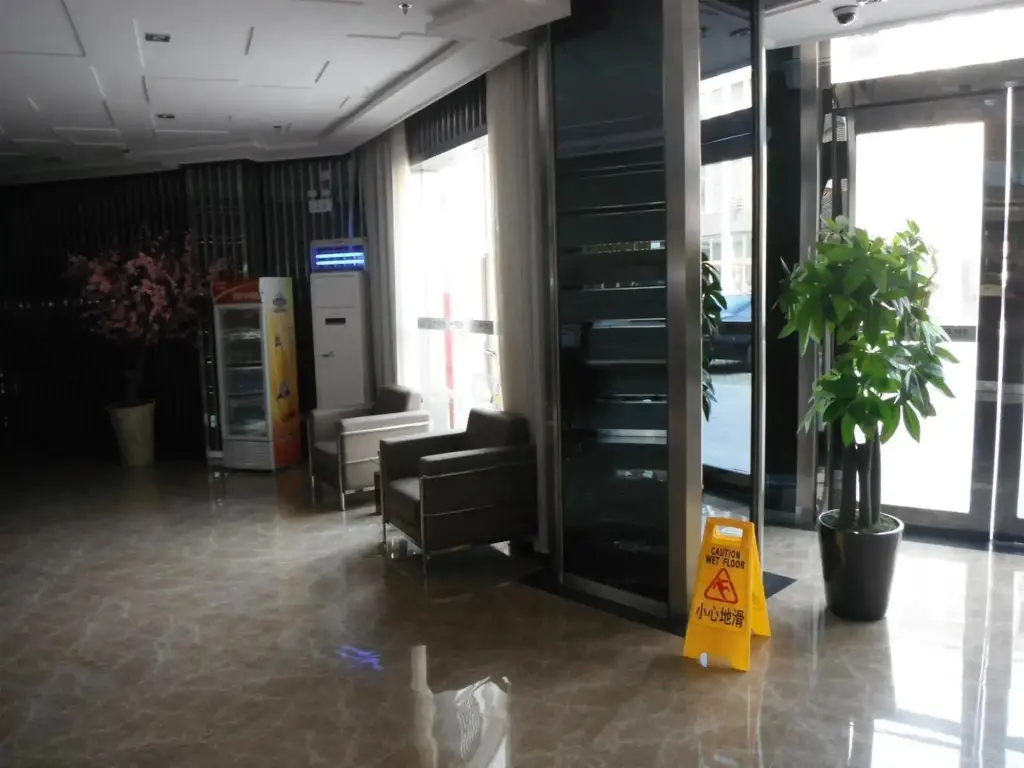 Шанхай: Motel 168 Suzhou Luzhi Guzhen