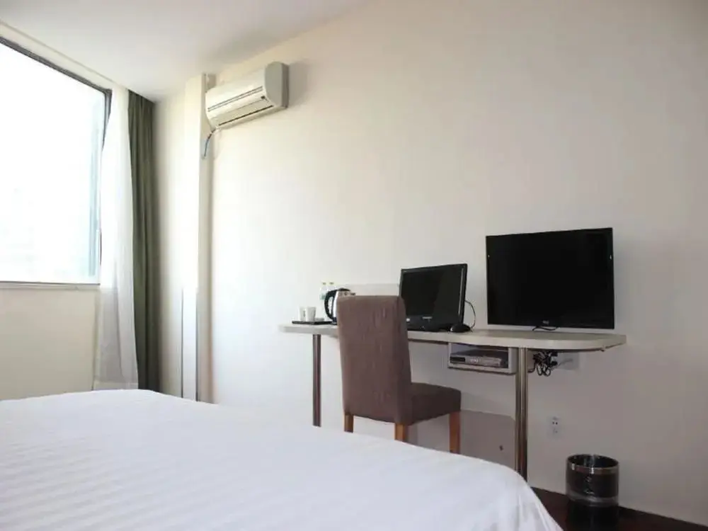 Нанкин: Motel 168 Hotel