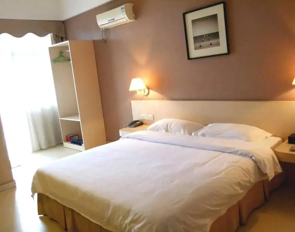 Дунгуань: Dongguan Caiyi Business Hotel