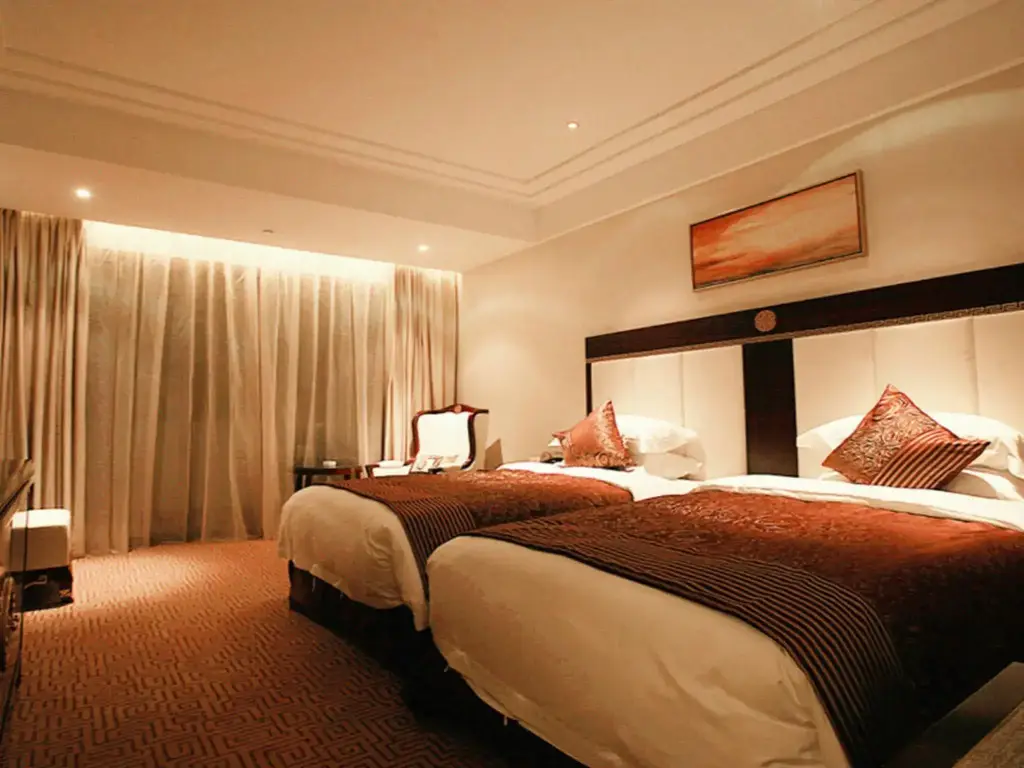Шиянь: Wudang Mountains Jianguo Hotel