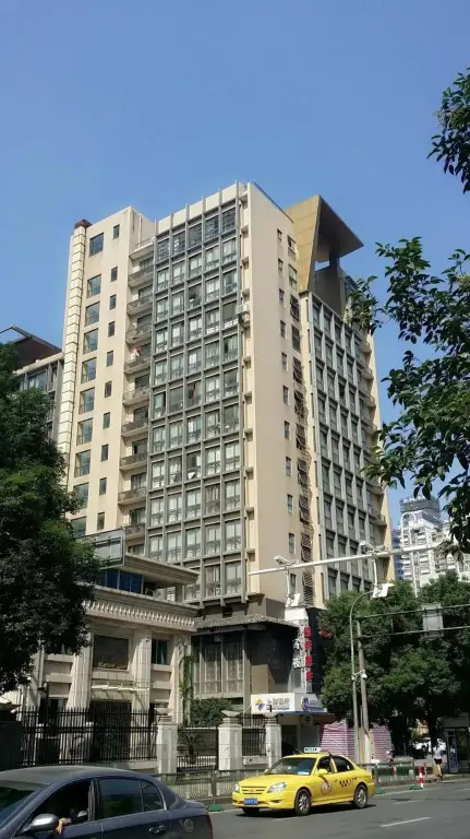 Нанкин: Ai Jinling Serviced Apartment