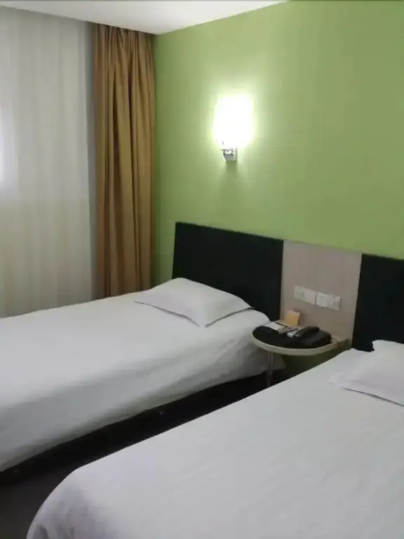 Шанхай: Motel 168 Hotel