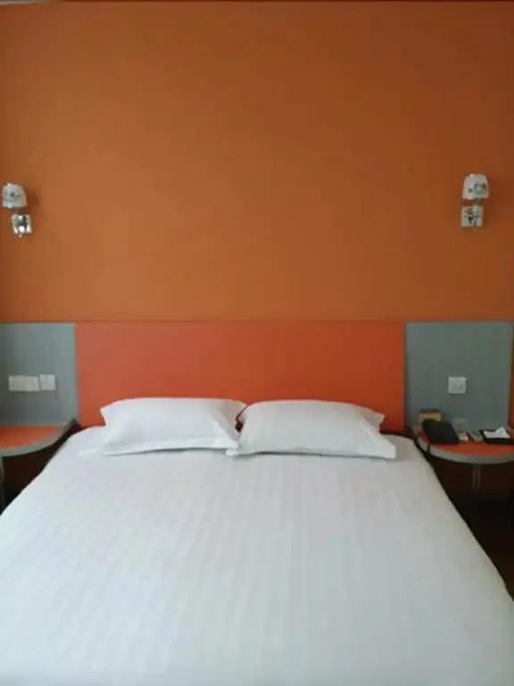 Шанхай: Motel 168 Hotel