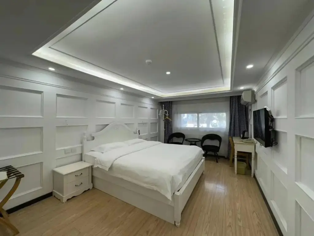 Цзинань: Super 8 Jinan Daminghu East Gate