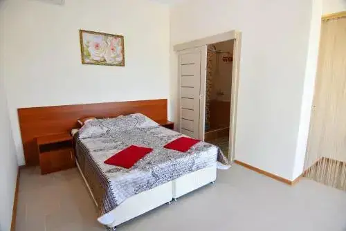 Кабардинка: Family guest house