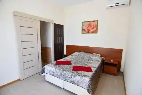 Кабардинка: Family guest house