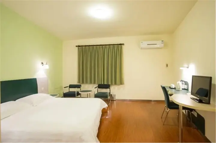 Шанхай: Motel 168 Hotel