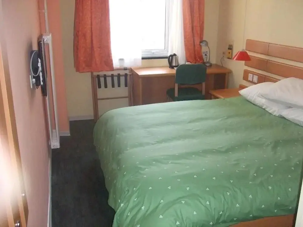 Цзинань: Home Inn Jinan Wenhua East Road