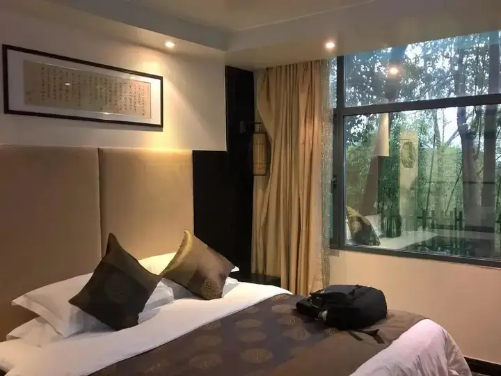 Шиянь: Wudangshan Nanyan Lodge