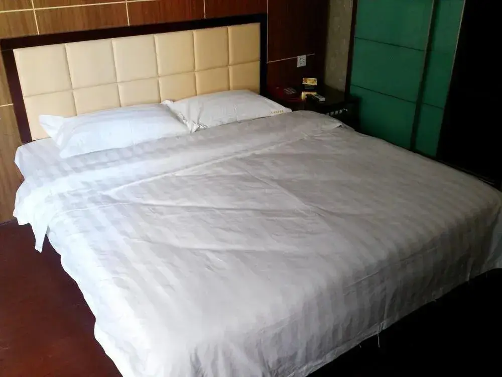 Ухань: Wuhan Yanlong Business Hotel