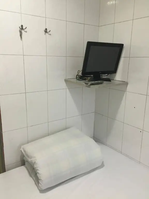 Гонконг: China Guest Hostel