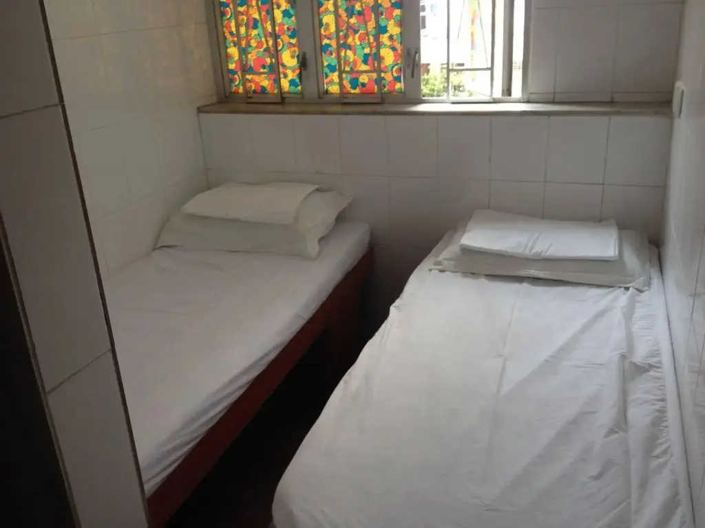 Гонконг: China Guest Hostel