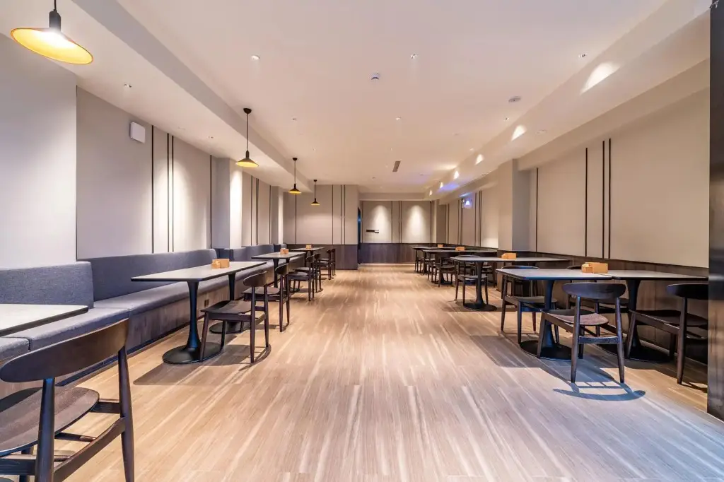 Ухань: HanTing Hotel (Wuhan Wuchang Railway Station Qiyimen)