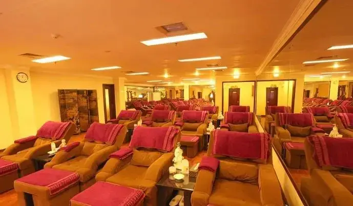 Ухань: Lake View Garden Hotel