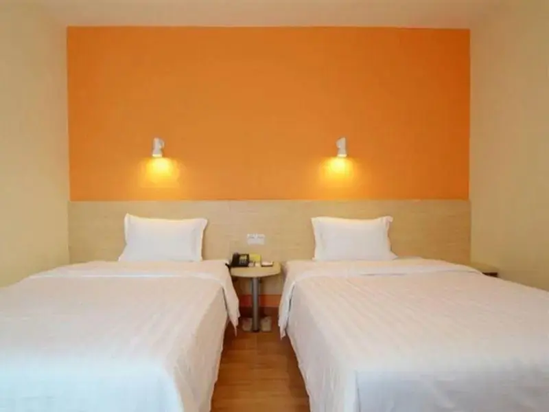 Пекин: 7 Days Inn Nanzhan