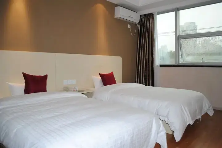 Сиань: Titan Caoyang Business Hotel