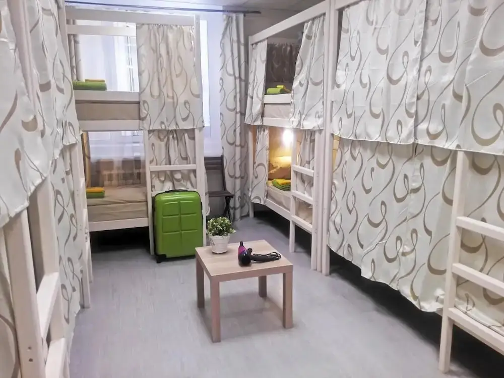Москва: Hostel Breeze