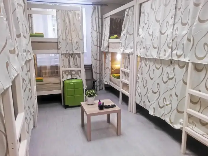 Москва: Hostel Breeze