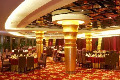 Ухань: East International Hotel