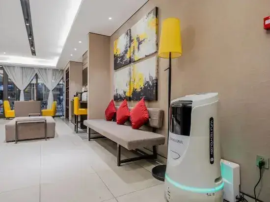 Нанкин: Homeinn Plus Hotel (Nanjing Xinjiekou Subway Station Deji Plaza)