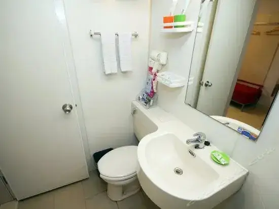 Сиань: Xi'an Jialili Hotel - Second Fengcheng Road library subway station
