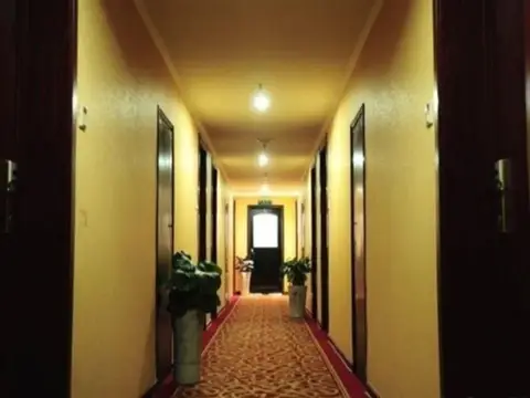 Super 8 Hotel Nanjing Tangshan Hotel — фото 1