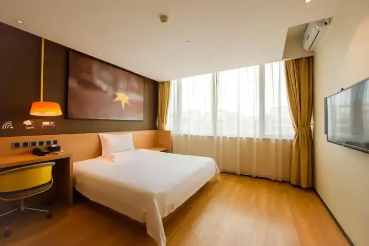 Сиань: IU Hotel Xian Xijing Hospital Tonghua Gate Subway Station Branch