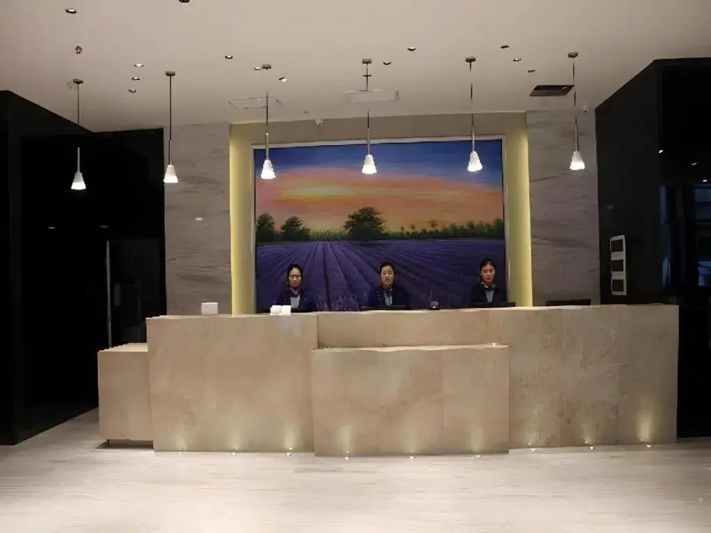 Чанша: Lavande Hotel Changsha High-Speed Rail Station Shu Mu Ling Branch