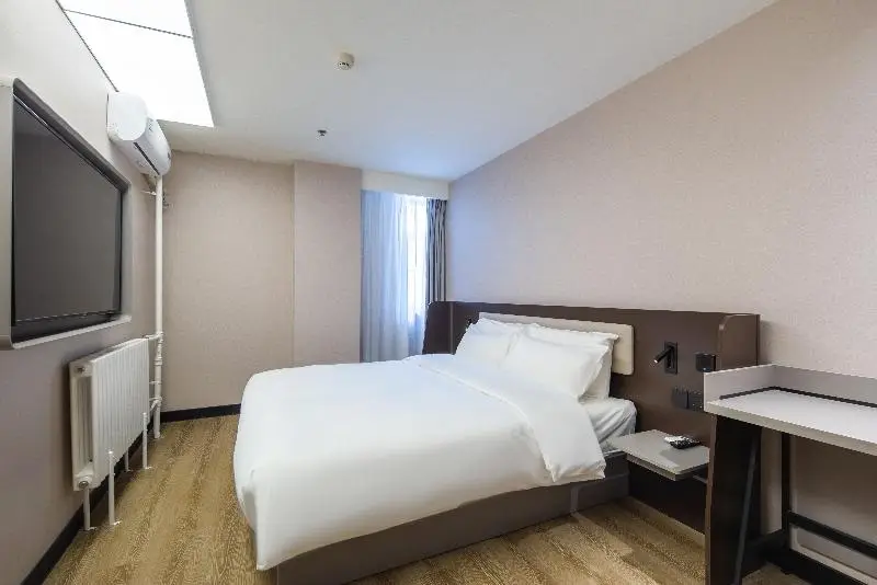 Цзинань: Hanting Hotel (Ji'nan Quancheng Square 2)