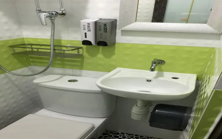 Гонконг: Skyview Hostel
