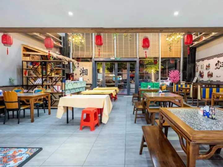 Дунгуань: Vienna Hotel Guangdong Dongguan Chang'an Station Bubugao
