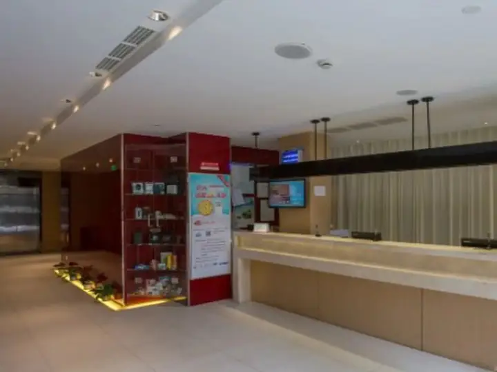 Ухань: Jinjiang Inn Wuhan Linjiaohu Wanda Branch