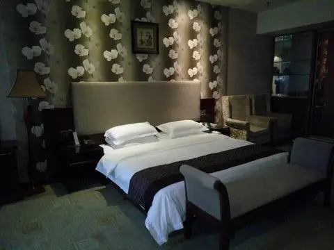 Xin Jiang Tian Hotel — фото 1