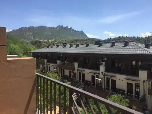Пекин: Gubei Water Town Landscape Villa