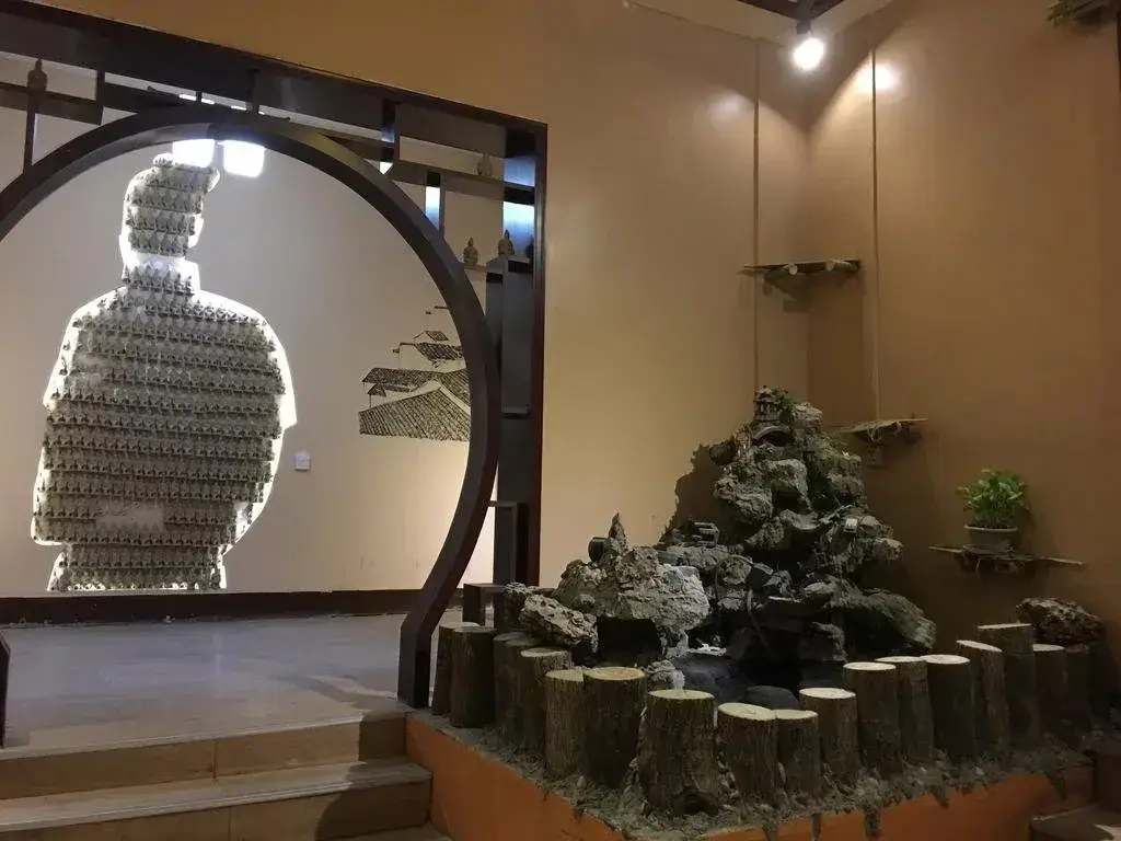 Сиань: The Silk Road in Changan Youth Space