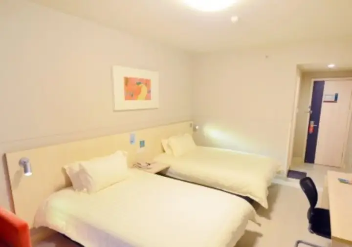 Ухань: Jinjiang Inn Wuhan Guanggu Avenue Gaoxin 2nd Road Branch